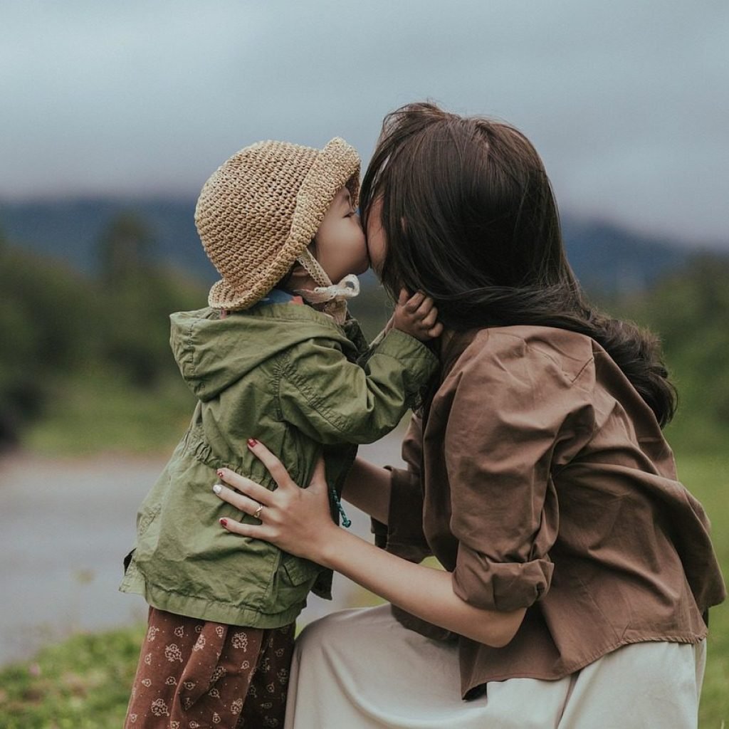 mère avec son enfant